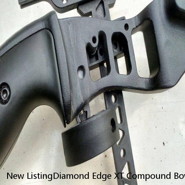 New ListingDiamond Edge XT Compound Bow RH 60 70# 15 30